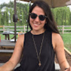Meet your Posher, Ana